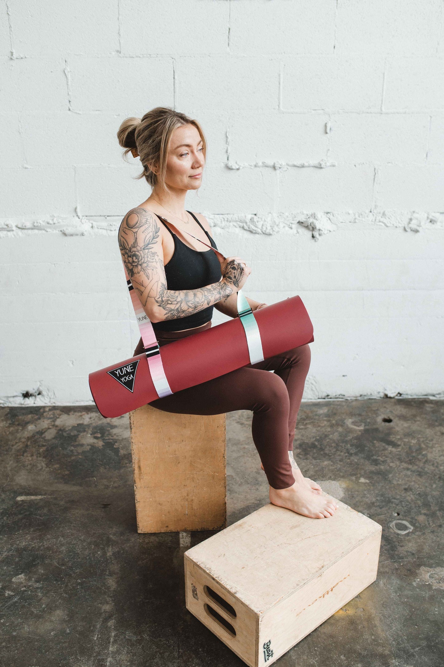 Helena Yoga Strap – Rainbow Stretching Strap w/ Metal Buckles | Yune Yoga